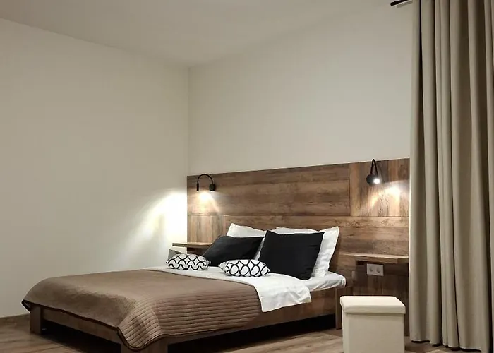 Casa de Férias Lux Guest Housе мukachevo Mukachevo